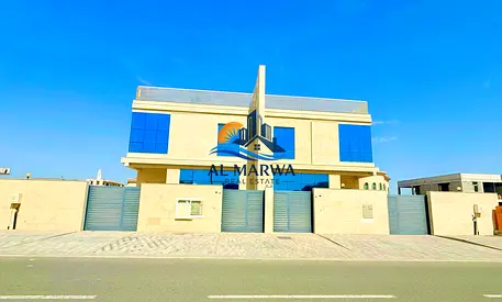 Spacious & Bright 5-BedRoom Ready To Move Villa