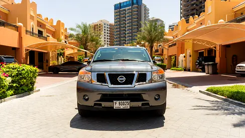 Nissan Armada 2013 LE GCC – 106,000 KM Only – Full Option – No Desert