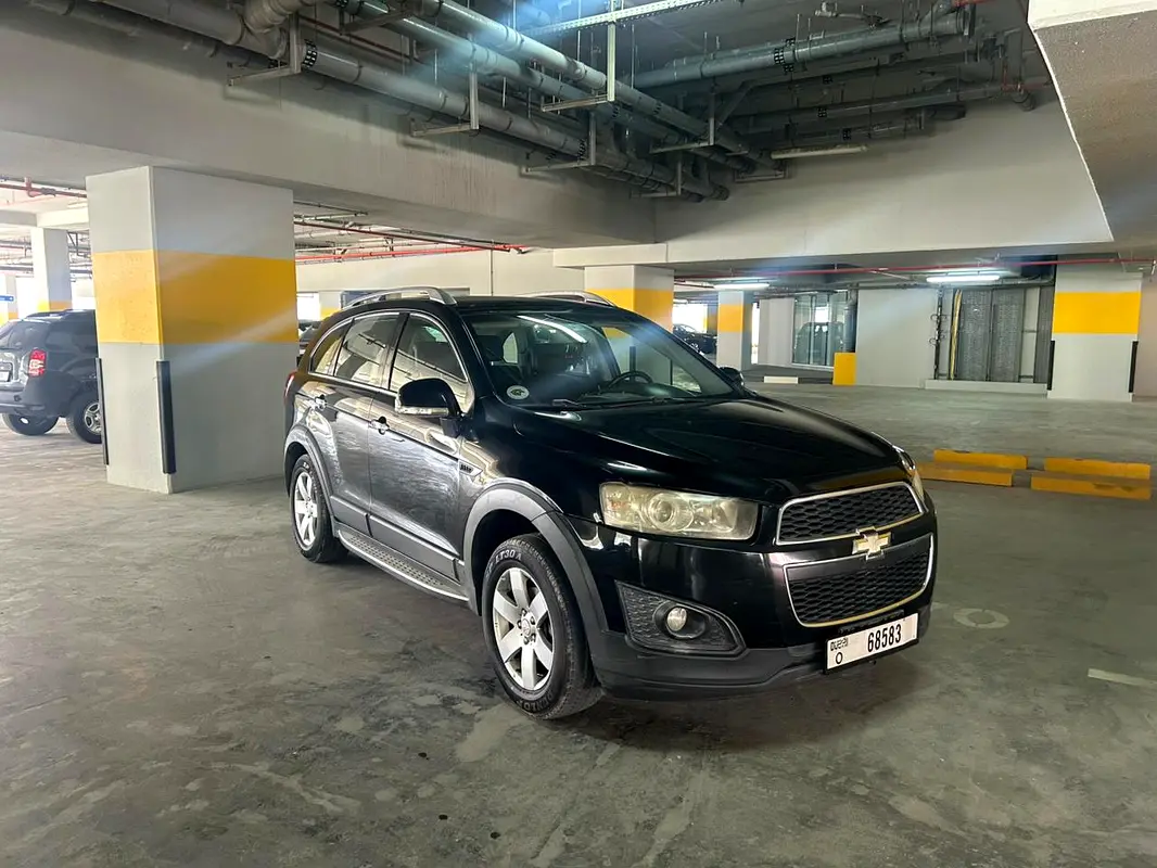 Chevrolet Captiva 2015 — photo 1 of 4