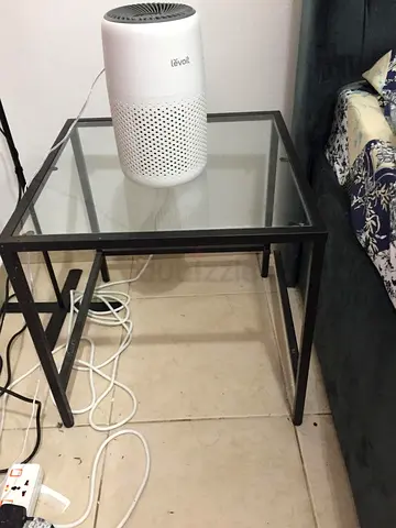 Levoit Compact Air Purifier - Good Condition+ free side table