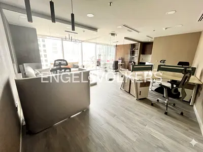 Stunning Interior | Natural Light | 1 Month Free