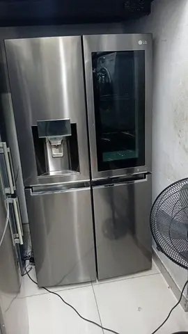 Lg new model door in door 4 doors same like new conditon for sale