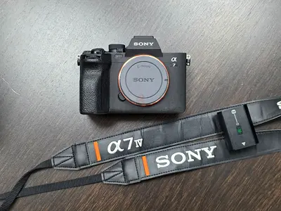 Sony A7IV + Small Rig Cage + Small Rig Fan