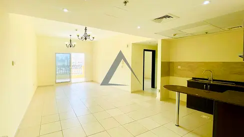 READY TO MOVE | HUGELAYOUT | NEAR MALL