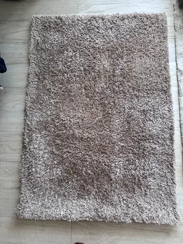 Rug - Medium Size, Good Condition