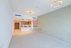 Burj &amp; Marina View | Spacious Unit | Waterfront