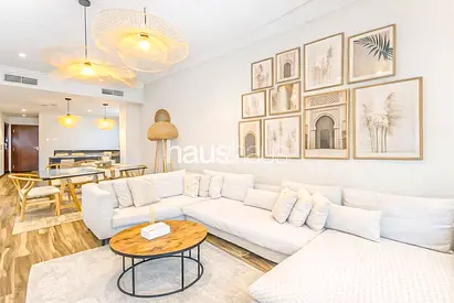 Upgraded | Large Layout | Exclusive
