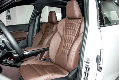 2023 BMW IX1 照片 10