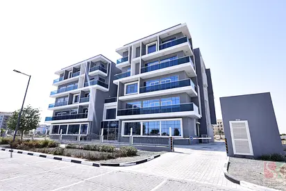 One Month Rent Free-3 BR Flat Available