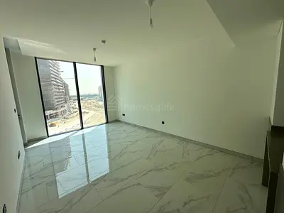1BR | Crystal Lagoon View | Low Floor