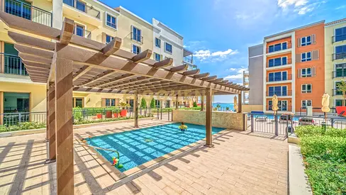 Waterfront Living | Notice Served | High Floor
