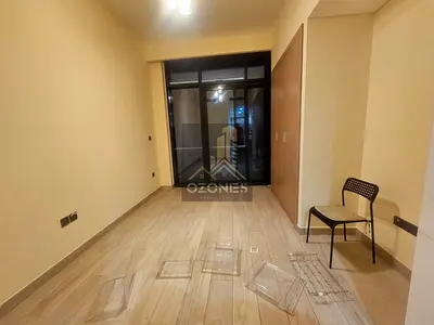 Hot Offer, Ready To Move In, Chiller Free