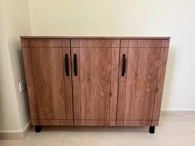 Shoe Cabinet with 3 Doors – Excellent Condition