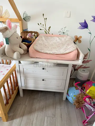 Changing table