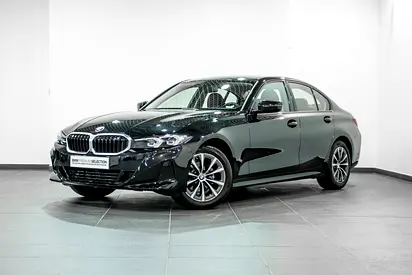 318i Sedan Pure