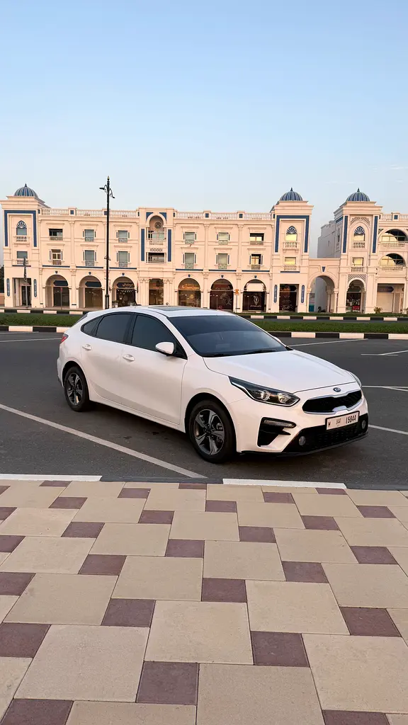 Kia Cerato 2021 — photo 1 of 9