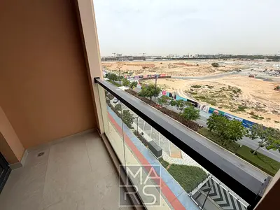 شقة واسعة 3 غرف ماستر | تشطيبات فاخرة | الممشى