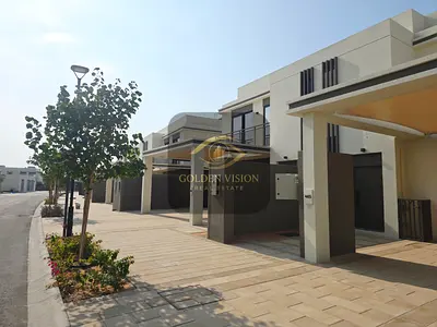 Affordable Luxury | 2BR Falcon Twin Island Living