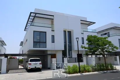 A prime location at the heart of the seven Emirates