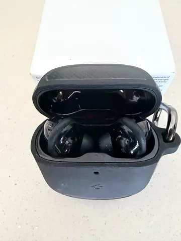 Wireless Bluetooth Earbuds with Charging Case - Used