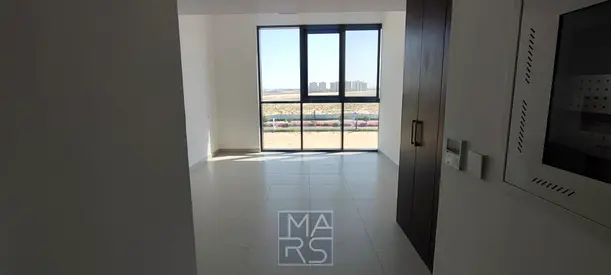 📍 A premium studio available for rent in one of the most beautiful and upscale residential communities, ideally located near essential services such