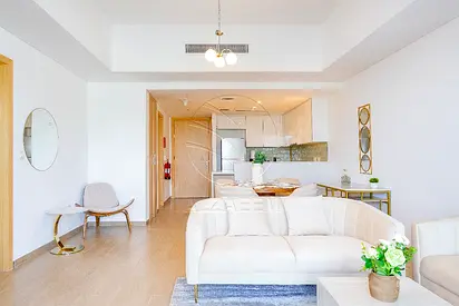 BIG Layout! Fully Furnished Unit | Move in Ready