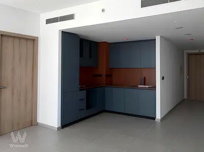 High Floor | Corner Unit | Cityscape View