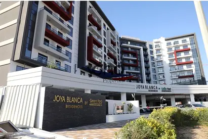 READY TO MOVE | BALCONY | PRIME LOCATION