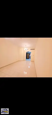 HOT OFFER 2 BALCONY ALL AREA FREE PARKING VARY CHEAP PRICE NEAT AND CLEAN @1BHK 2 BALCONY FOR FAMLY BUILDING