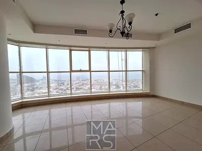 تكييف مجاني🏡 شقة واسعة 3 غرفمع غرفة للخادمة |