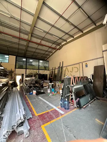 Warehouse for rent - sajaa emirates industrial city