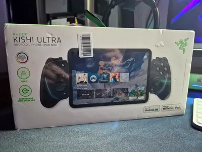 Razer Kishi Ultra Mobile Game Controller (Boxed)