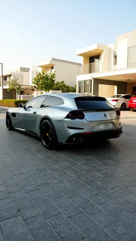 صورة 3 لـ 2017 Ferrari GTC4 LUSSO