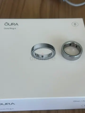 Oura Ring Generation 4 (Size 8) - Silver, Like New in Box