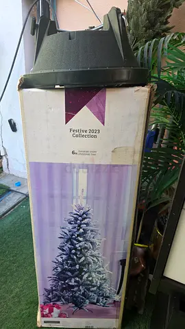 Artificial Christmas Tree with BASE