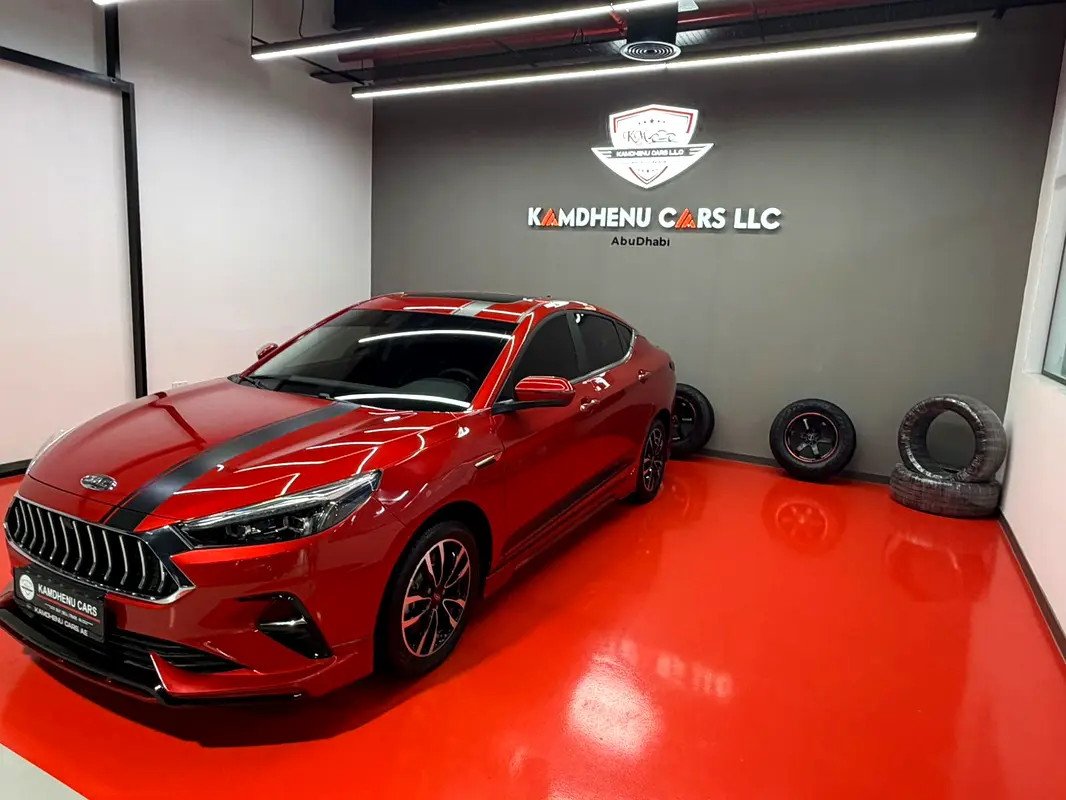 JAC J7 2025 — photo 1 of 12