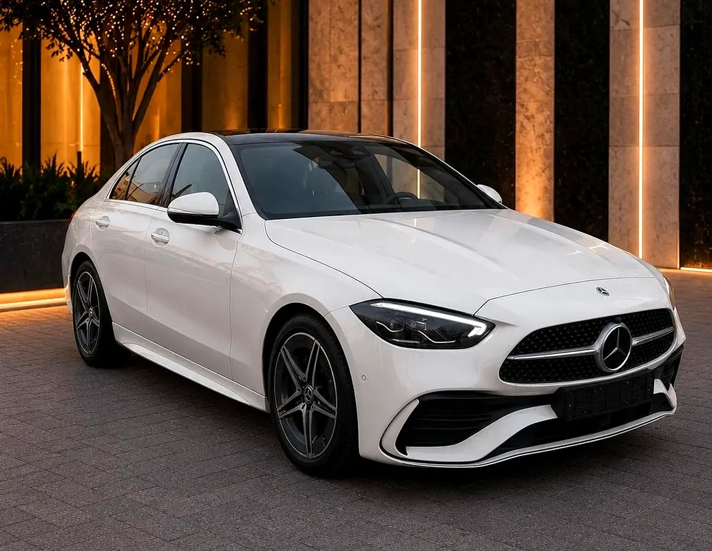 Mercedes-Benz C-Class 2025 — photo 1 of 14