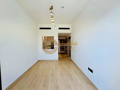 SPACIOUS UNIT | SEMI CLOSED KITCHEN | CITY VIEW