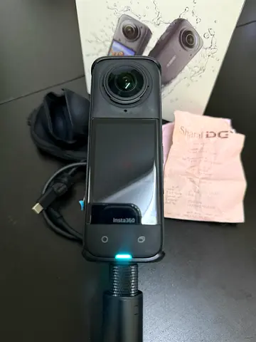 Insta360 ONE X4 action camera with accessories. Selling my Insta 360 w/ reciept.