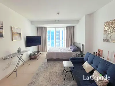 LAKE VIEW | VACANT SOON | WELL-MAINTAINED