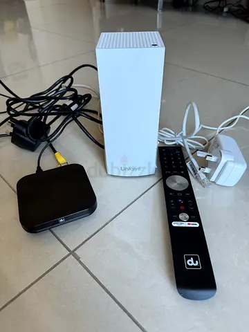 Linksys Velop Mesh Router + Media Hub and Remote - Good Working Condition