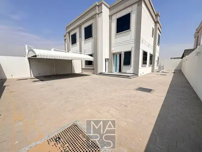 5BHK MODERN VILLA WITH MAJLIS FOR RENT 150K