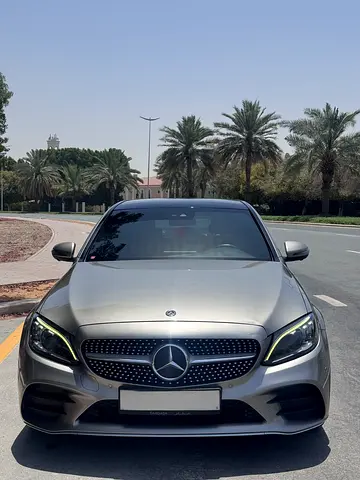 Mercedes-Benz C200 AMG Kit – First Owner | Agency Maintained | Warranty | Excellent Condition