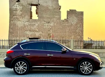 INFINITI QX50 2018 LUXURY ,WELL MAINTAINED,ACCIDENT FREE GOOD CONDITION  OVERALL NO ISSUES ,PERFECT
