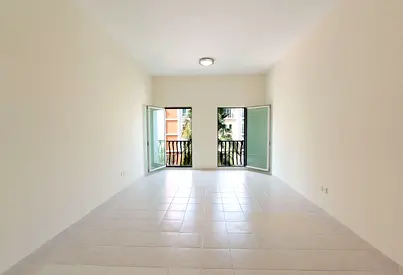 2-bed + Store + Laundry | Rented | Near Metro