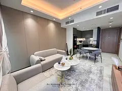 Luxurious / Elegant Furnisher / Flexible Landlord