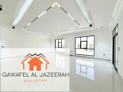 Modern design villa for rent in al athbah { 5bedroom + hall + majlas + parking + services block }