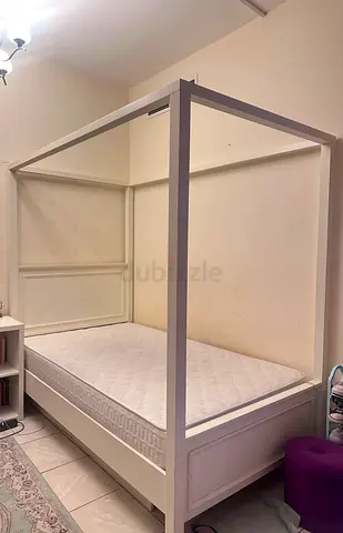 canopy bed with matress soild wood 120*200
