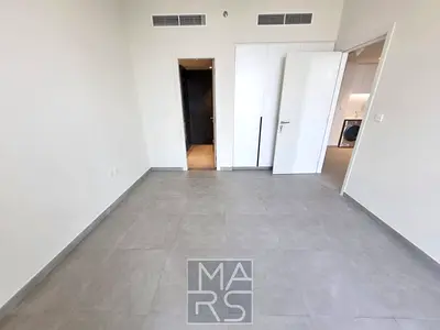 Spacious 1-Bedroom Apartment with 2 Bathrooms for Rent in Boulevard2
