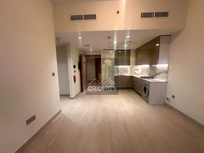 Hot Offer, High Floor, Boulevard View, Ready To Move